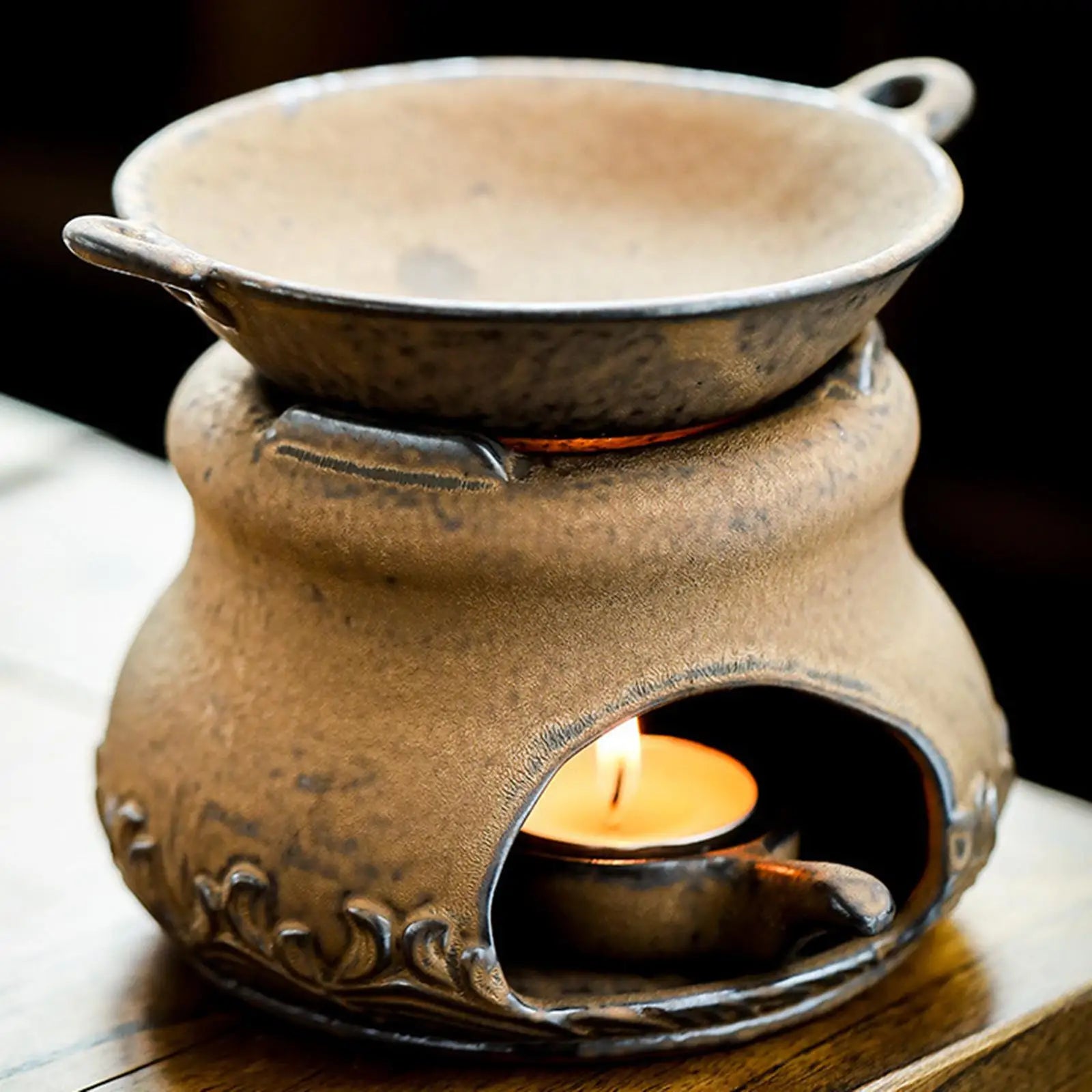 Aroma burner with candle spoon